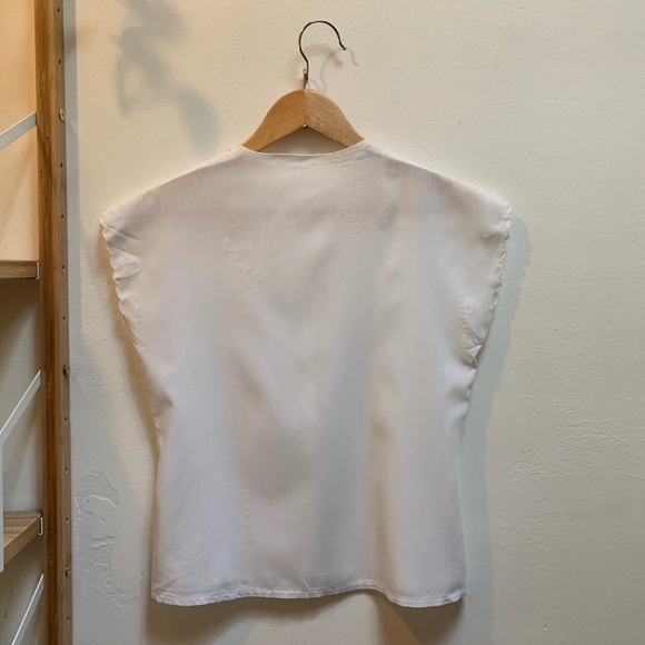 🚫SOLD🚫Vintage White Cotton Lace Blouse, Size S/M - Picture 5 of 5